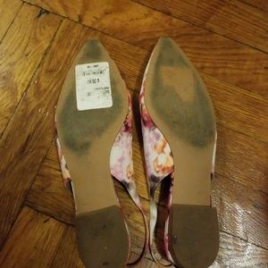 Tesori Shoes - Tesori Floral Slingback Flats Tesori Shoes - Tesori Floral Slingback Flats